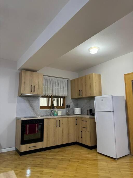 Apartment Urban Comfort Downtown Tirana